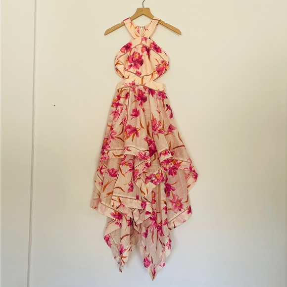 SOLD Lulu’s Only a Dream Peach Floral Print Cutout Handkerchief Dress - XS - Picture 7 of 11
